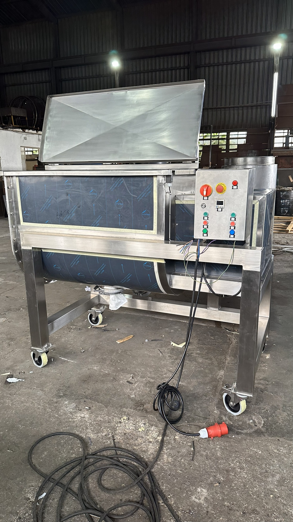 Ribbon, Cube, Double Cone, Barrel Hoop & Reactor Blenders