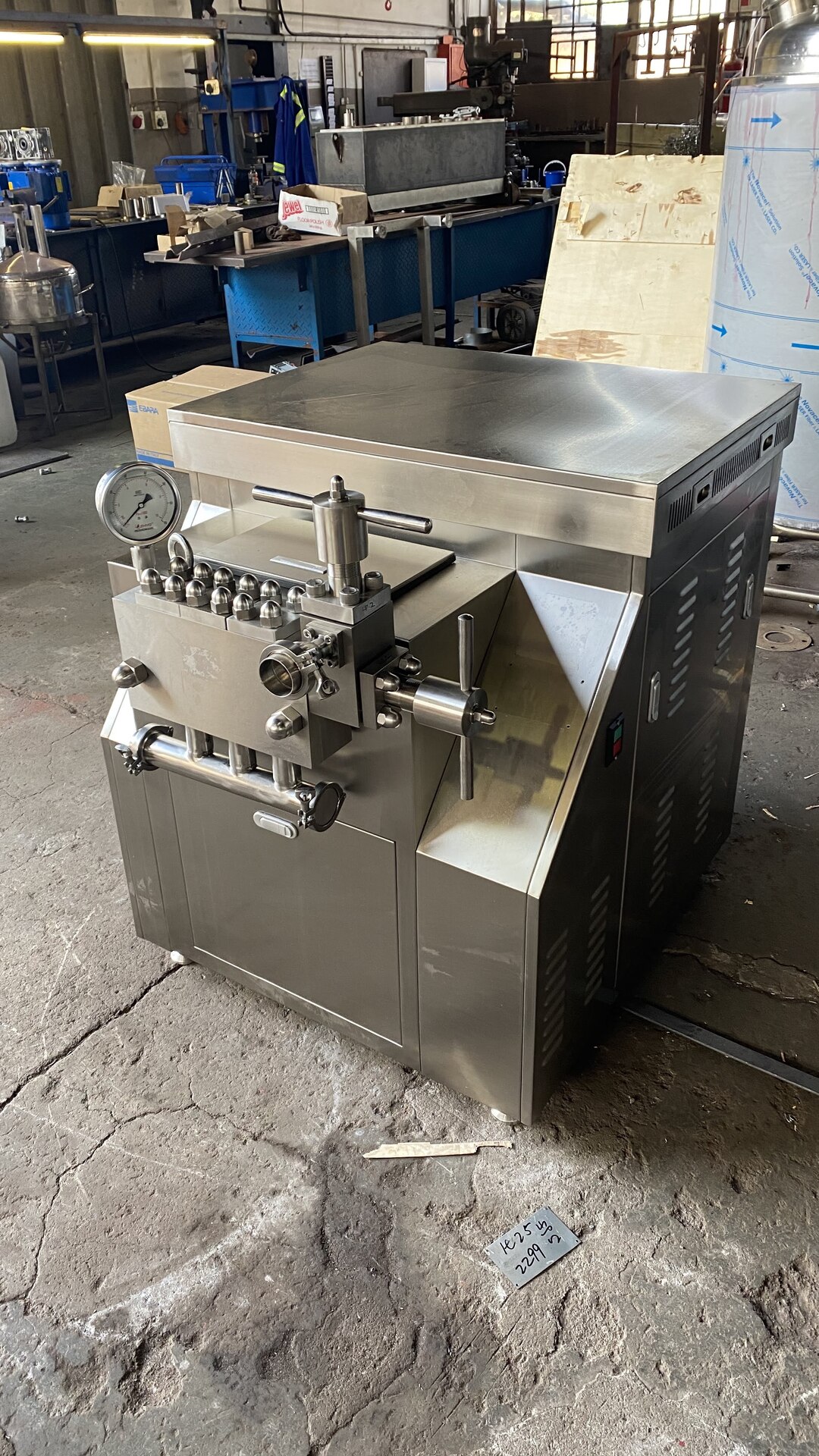 Inline, Bottom Entry, High Pressure, and Top Entry High Speed/High Shear Homogenisers, Mills and Vortex Mixers